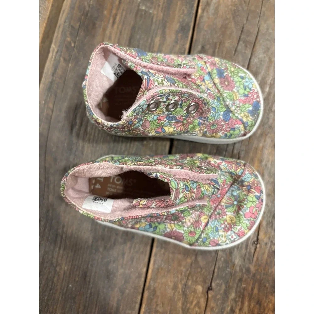 Toms‎ floral toddler shoes booties